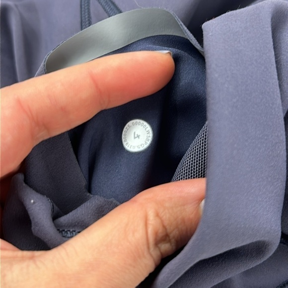 Lululemon In Movement Tight 25" *Everlux Moonwalk - Picture 5 of 5